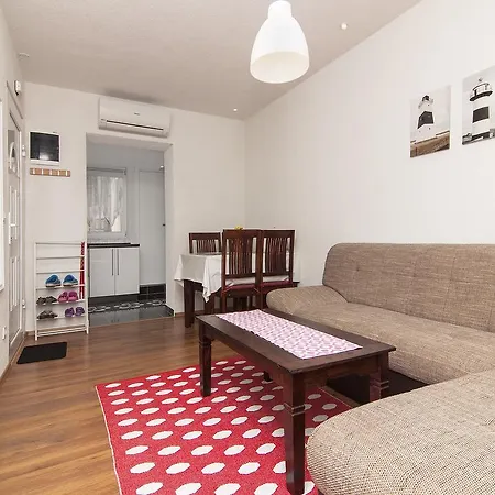 Apartment Old Town 91 Pula